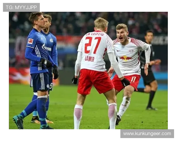 黑红旋风：莱比锡元素摩托车涂装与德甲激情碰撞的独特魅力